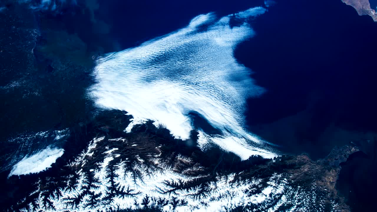 iss에서 지구를 날아다니며 사막을 날아다닙니다. 우주에서 공중에서 볼 수 있습니다.