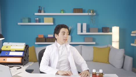 꿈꾸는 아이는 미래에 의사가 되고, 성공하는 것을 꿈 ⁇ 니다.