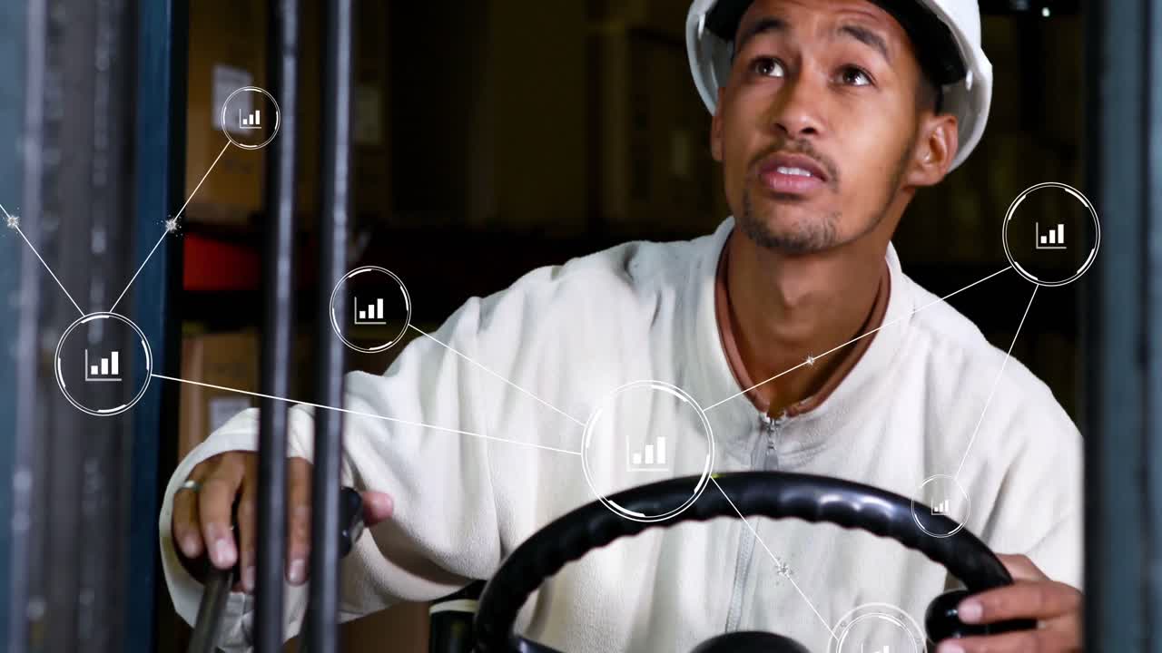 animación de una red de conexiones con iconos sobre un trabajador masculino biracial en un almacén