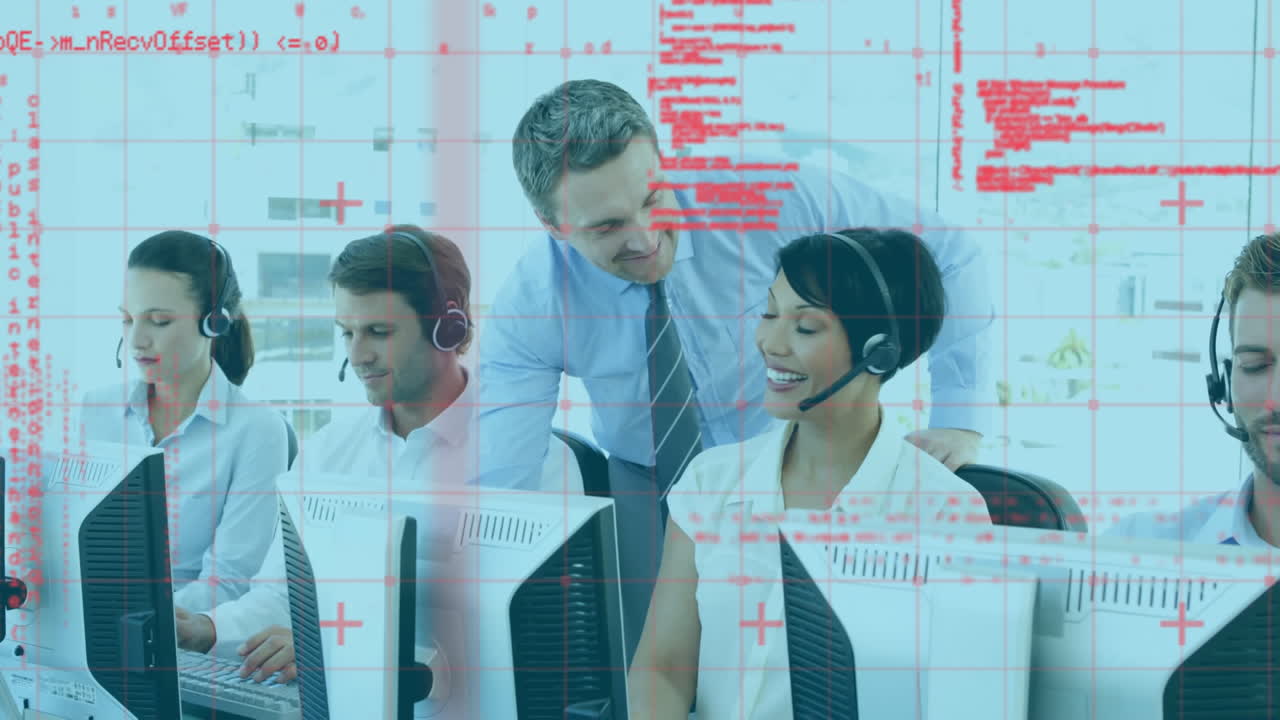 animación del procesamiento de datos rojos en la red sobre el grupo de trabajadores del centro de llamadas