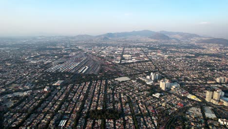 Toma-Lateral-Del-Norte-De-La-Ciudad-De-Mexico