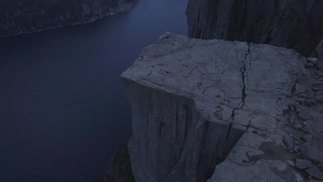 Antena:-Fiordo-De-Preikestolen-En-Noruega