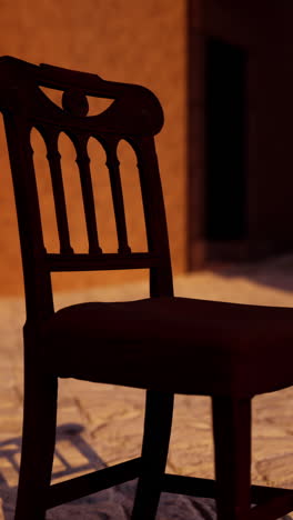 silla de madera de época