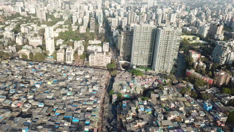 tugurios de dharavi mumbai india