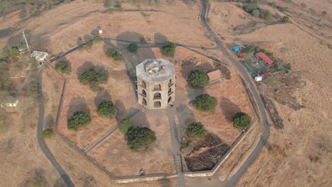 Chandbiwi's-Mahel,-Chand-Bibi-Palace-in-Ahmednagar,-India---octal-stone-structure---Indian-History-|-Warrior-|-Chand-Bibi-|-Islamic-Culture,-Architecture-and-Art-of-the-Deccan-Sultanate-|-Aerial