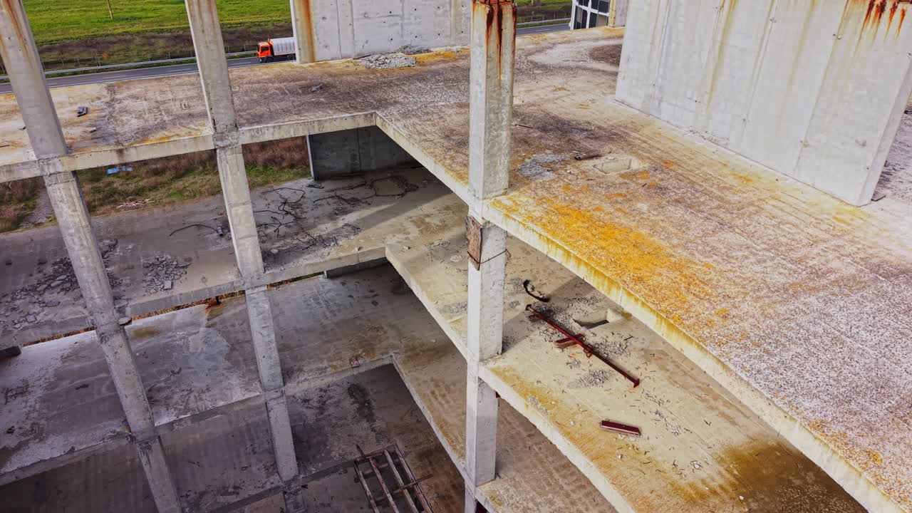 Aerial view of a construction site with concrete pillars