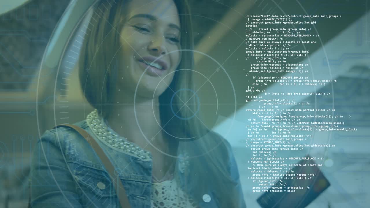 animación del procesamiento de datos y el escaneo del alcance sobre la mujer que realiza pagos sin contacto