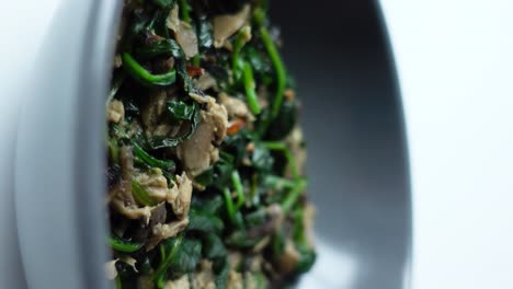 spinach and mushroom tuna bowl