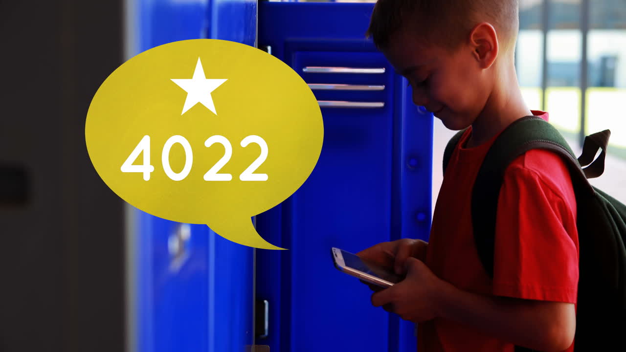 un niño enviando mensajes de texto en la escuela 4k