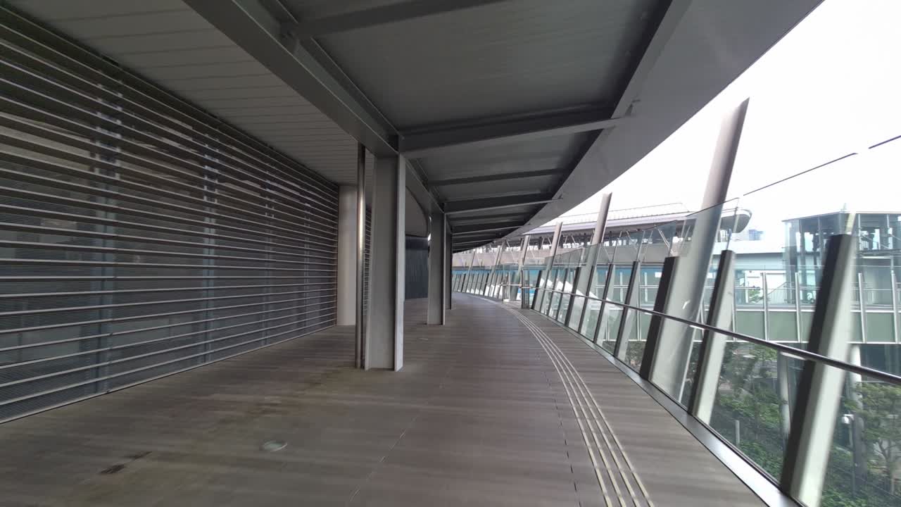 Tokyo Toyosu pedestrian deck 2022