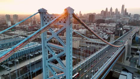 slow motion traffic on ben franklin bridge