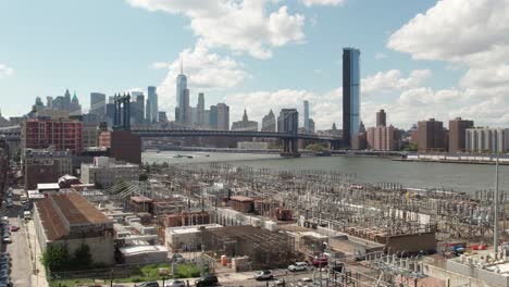 Large-Con-Ed-power-generating-station-in-New-York-City