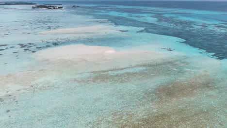 blue lagoon white sand beach maldives scenery atoll turquoise water of indian ocean