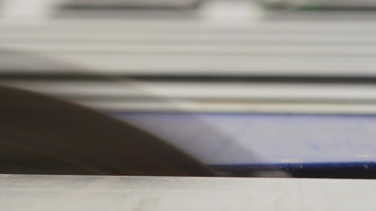 hilado de hojas de sierra de mesa