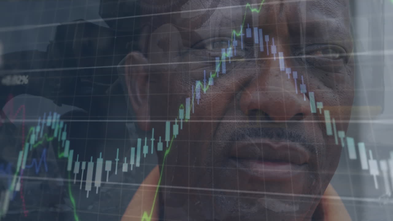 animación del procesamiento de datos financieros sobre el hombre afroamericano