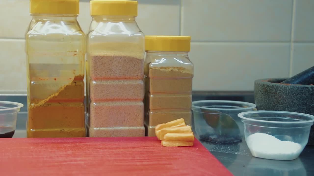 구운 고기를 요리하는 재료