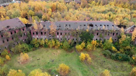 el fuerte de la chartreuse fue construido para defender la ciudad de lieja, bélgica