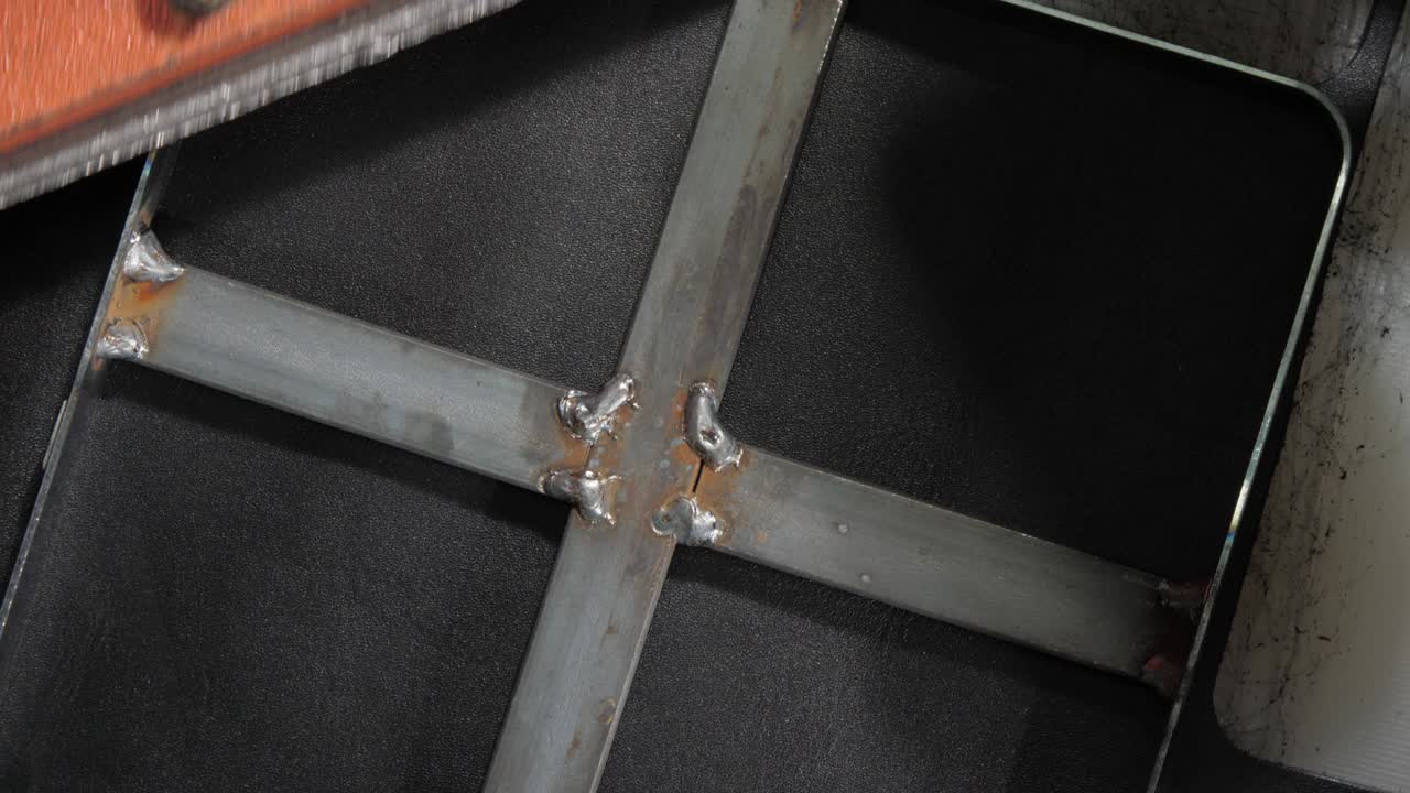 artesana corta los elementos dimensionados del caso del sistema de entrada