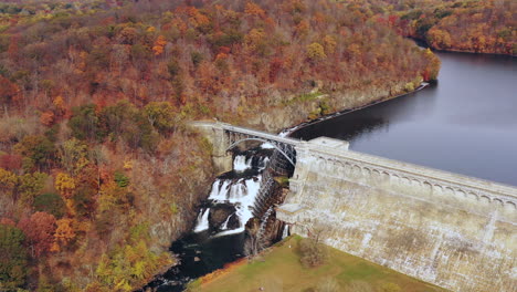 aerial-dolly-in-to-the-waterfalls---dam-wall