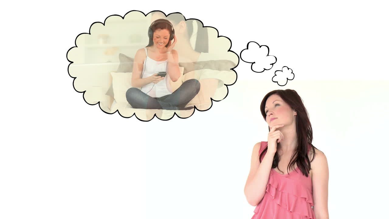 余暇を考えている若い女性