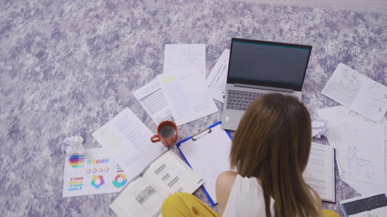 mujer, documentos, trabajo, piso.