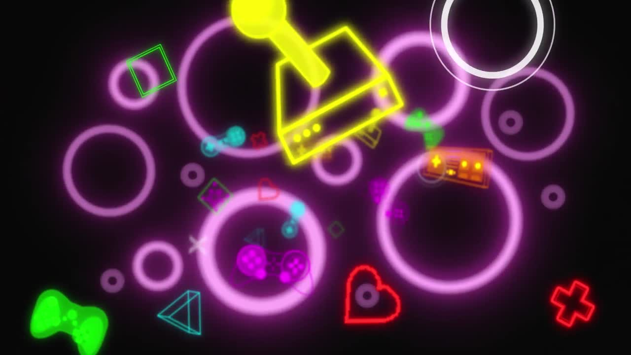 animación de iconos de medios sobre círculos rosados y fondo negro.