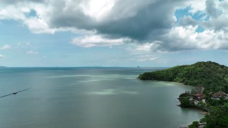 Drone-shot-of-a-beach-in-Phuket,-Thailand