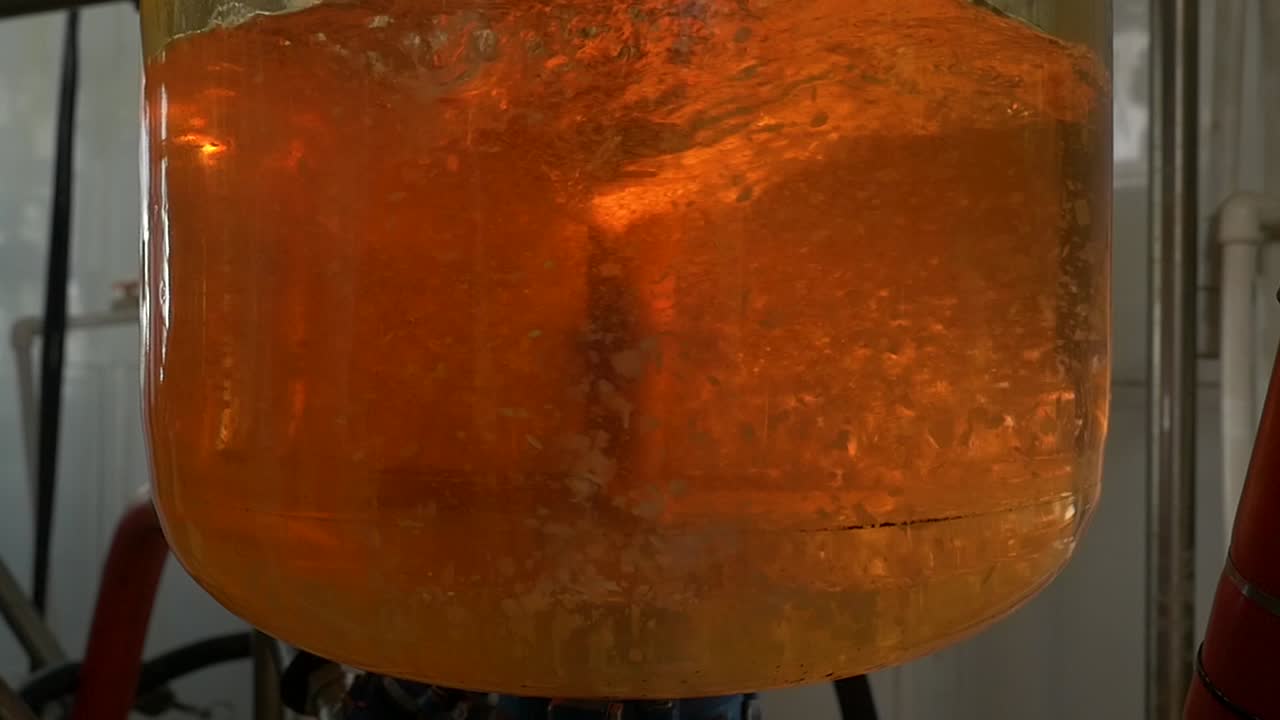 reacções químicas em laboratório