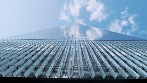 Upwards-view-along-side-of-One-World-Trade-Center-building,-New-York-City,-USA