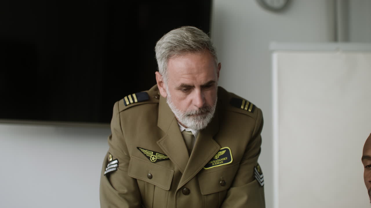 함께 일하는 남자들