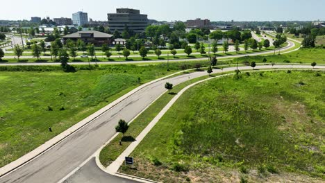 Sideways-truck-toward-a-roadway-before-the-diet-implementation