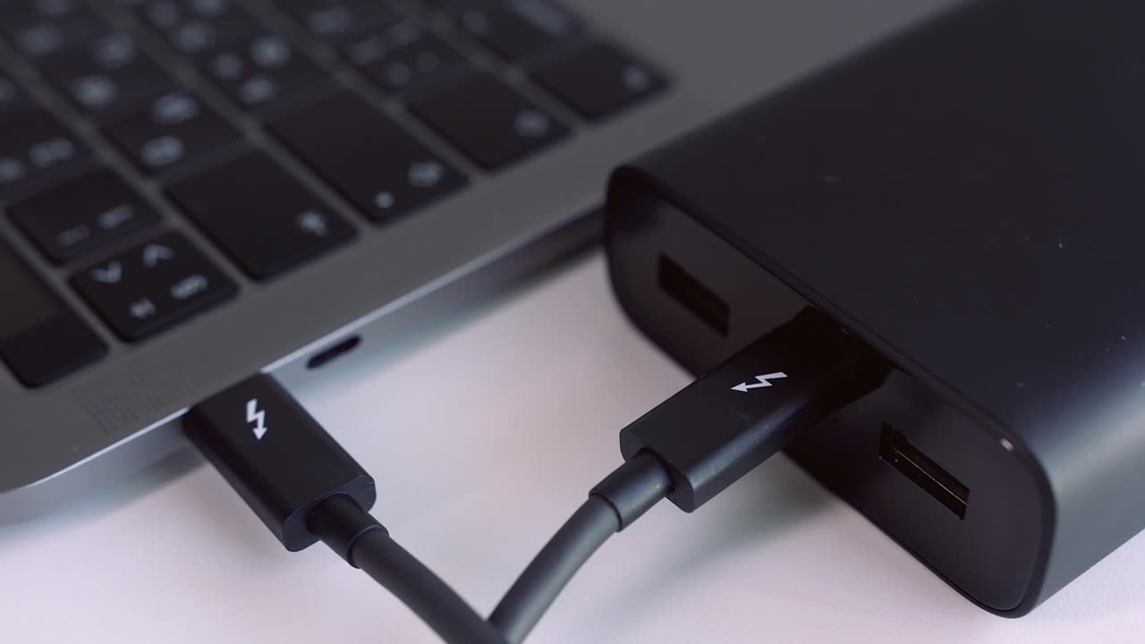 carga de portátil con banco de energía