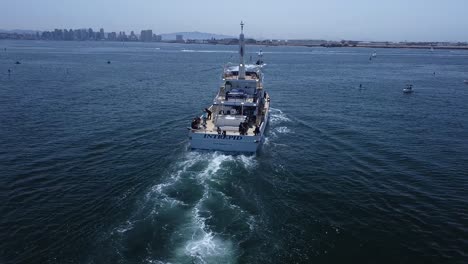 the intrepid leaving san diego bay