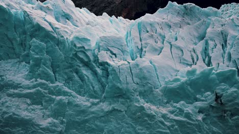 argentino lake surrounded by glaciers in los glaciares national park in patagonia, argentina