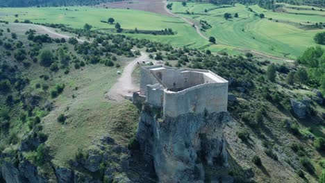 arbeteta es un municipio de la provincia de guadalajara en la comunidad autónoma de castilla-la mancha spain