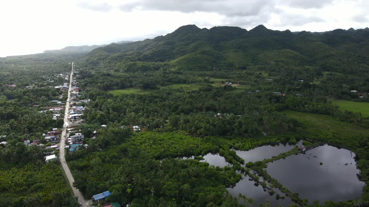 increíble vista aérea del paisaje en anda bohol filipinas