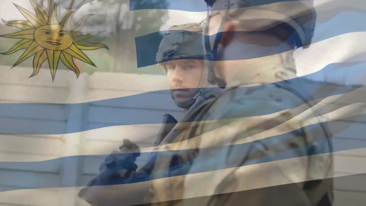 animación de la bandera de uruguay sobre varios soldados