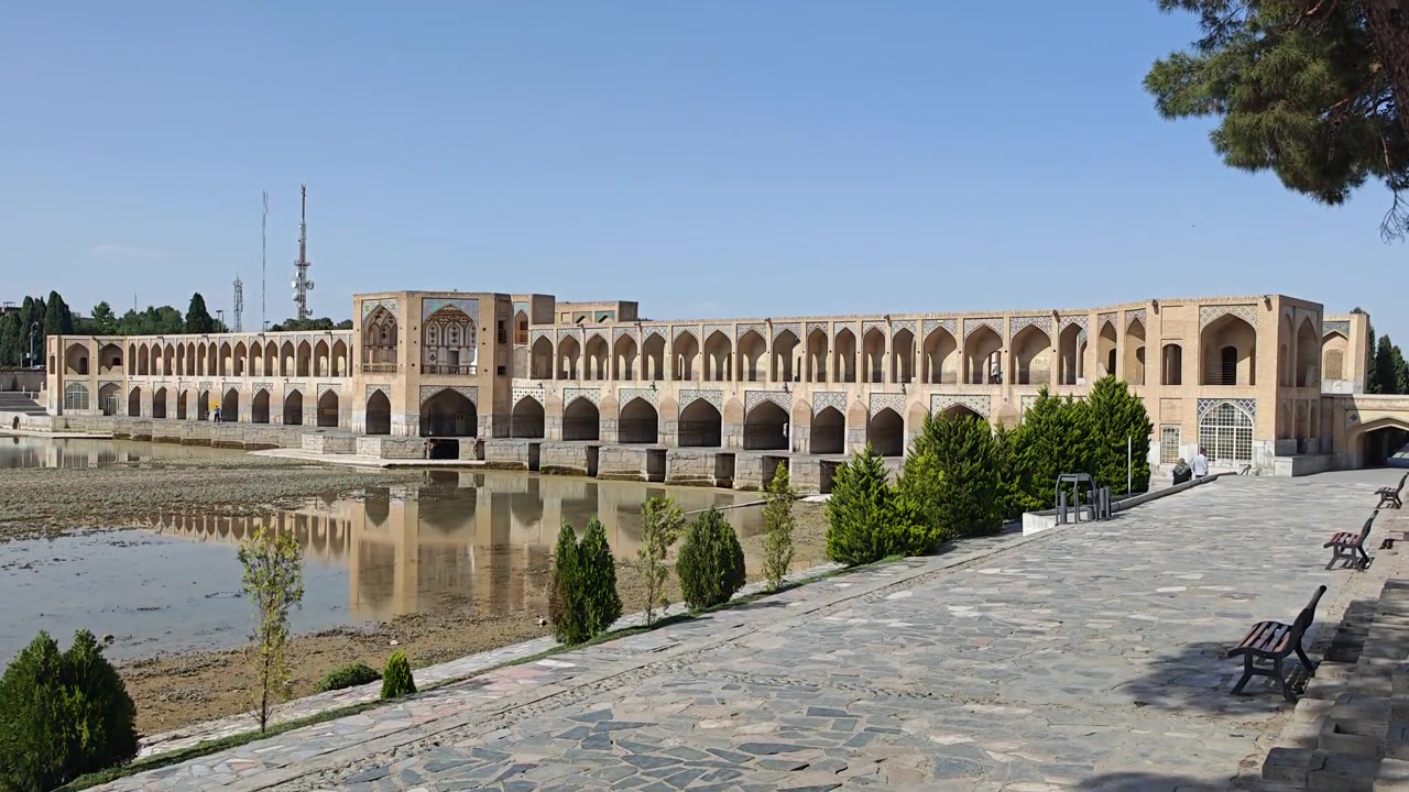 Most Khaju w Isfahanie, Iran