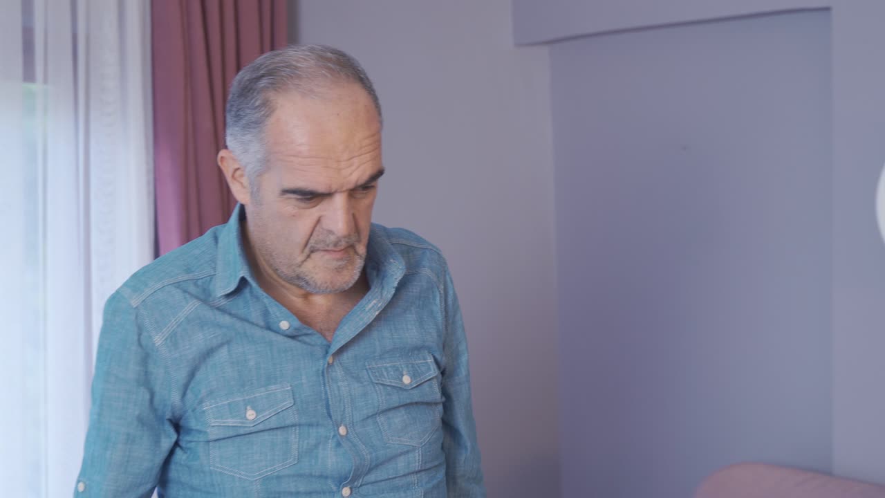 Anziano annoiato