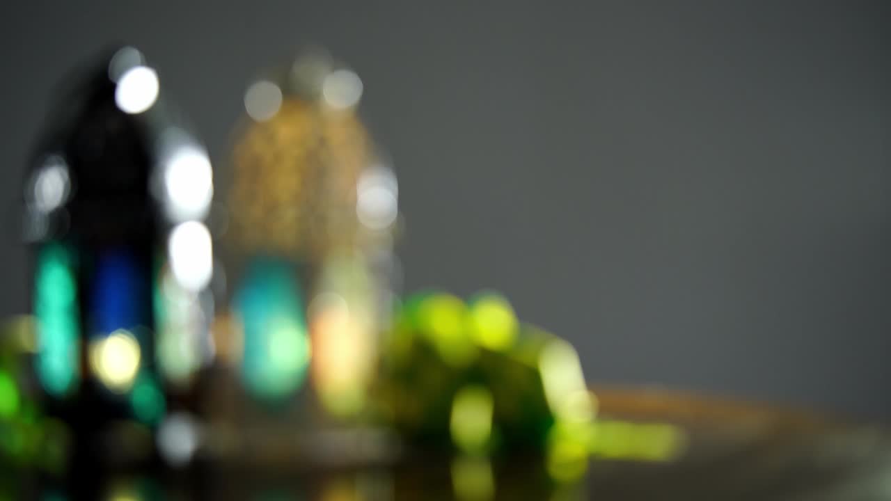 linterna árabe con cinta ketupat