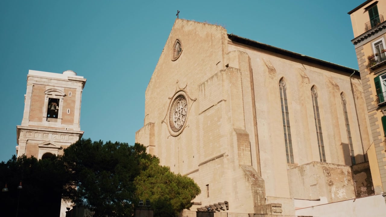 Basilica religiosa di Santa Chiara a Napoli