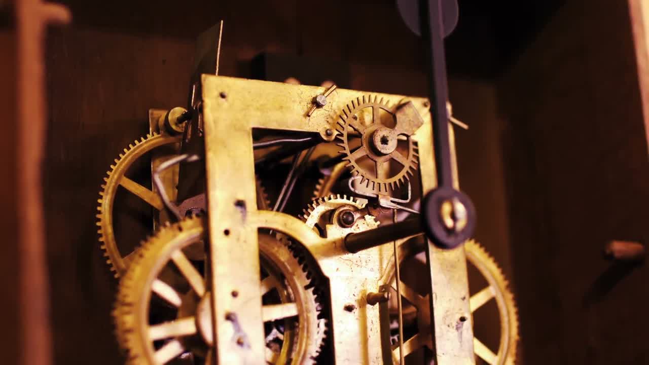 Watch mechanism with gears