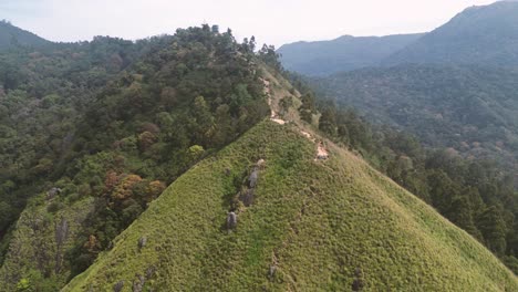 Aerial-view-of-a-Range-of-mountains-in-Kerala,-South-India