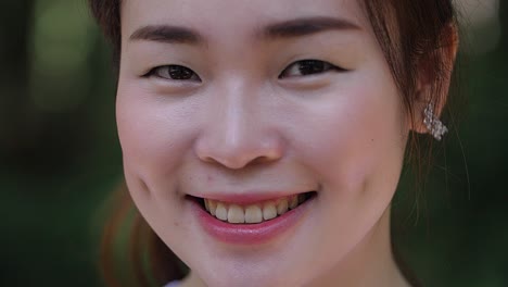 asian girl smiling