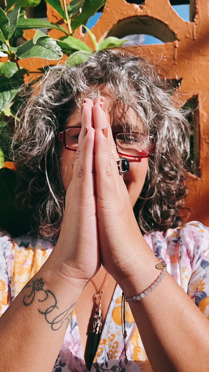 mujer en meditación