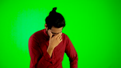 Inder-Emotional-Frustriert-Mit-Greenscreen---Grüner-Hintergrund-Kerl-Mit-Grünem-Hintergrund