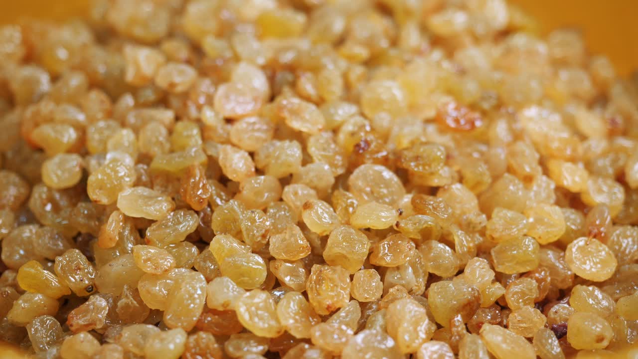 황금색 포도나무의 근접