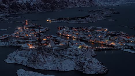 Luftaufnahme-Der-Lofoten-Inseln,-Wunderschöne-Landschaft-Im-Winter