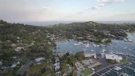 Aerial-View-Of-Royal-Prince-Alfred-Yacht-Club-In-Newport,-NSW,-Australia