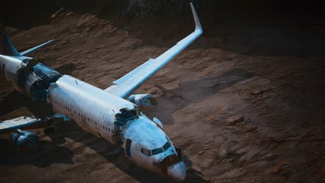 avión aplastado abandonado en el desierto